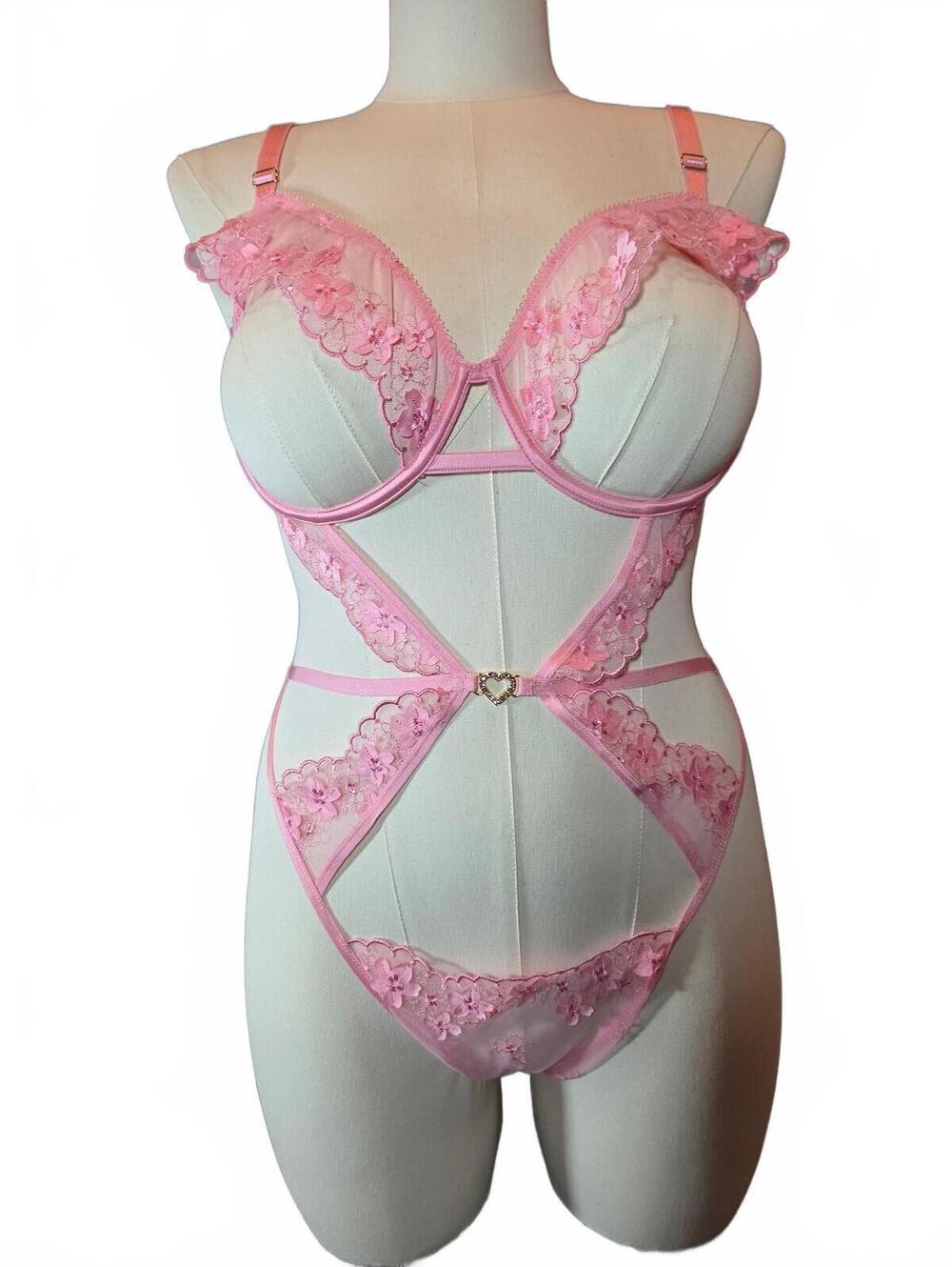 Victoria’s Secret Very Sexy Pretty Petals Open Teddy XL Pink NWT Floral Bodysuit